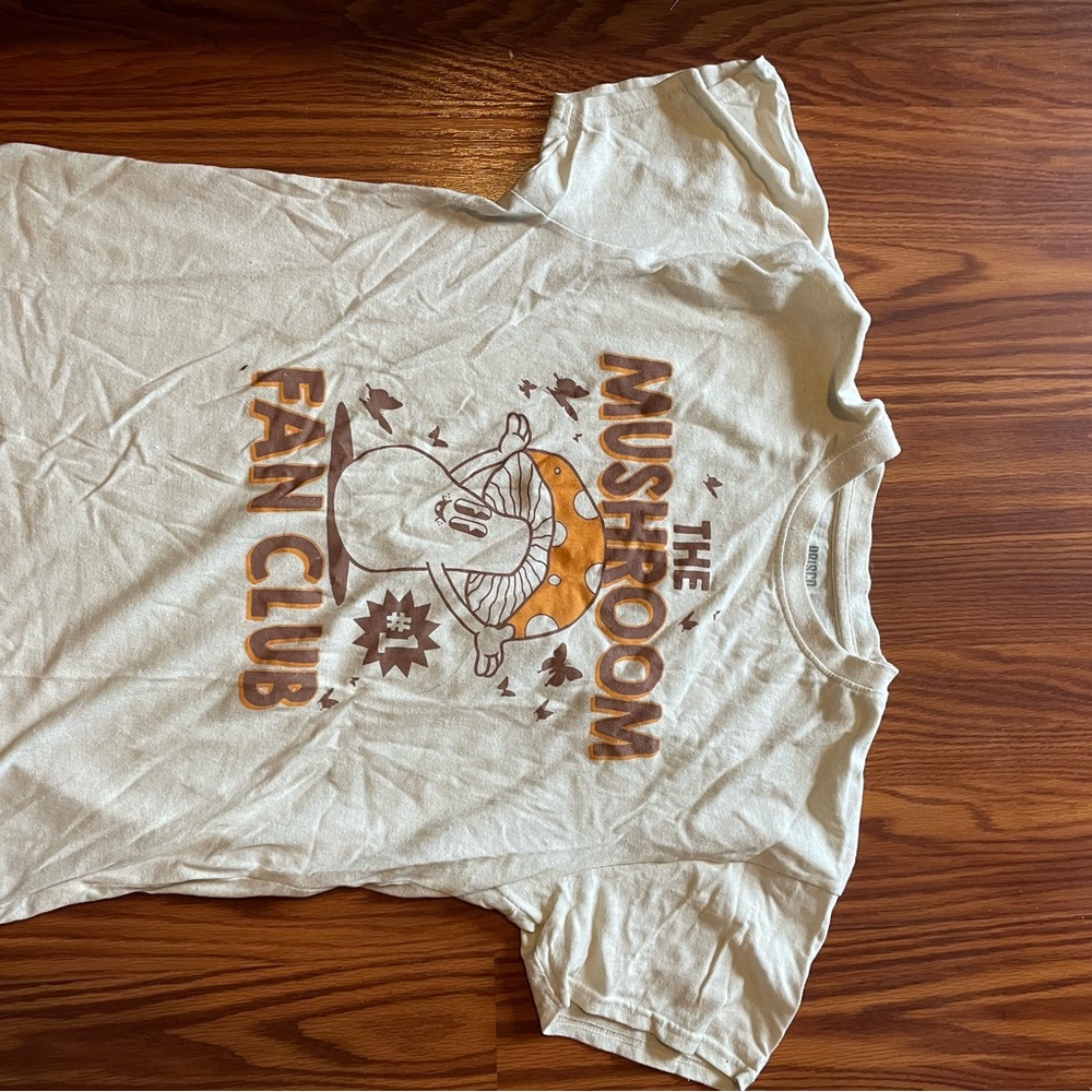 Mushroom Fan Club Cream T-Shirt